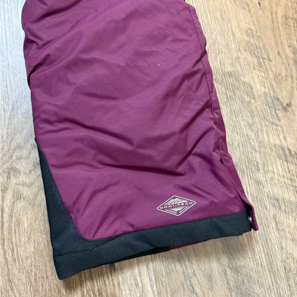 Columbia Women’s Bugaboo Burgundy Snow Pants NWT - Picture 8 of 9